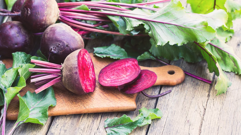 beetroot health benefits, natural blood builder foods, beetroot for low iron